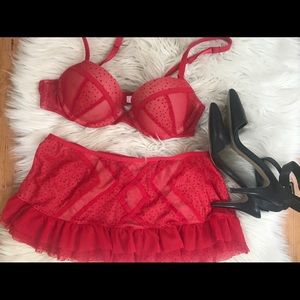 Sexy red bra and skirt set